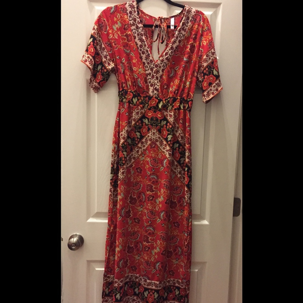 Xhilaration Red Floral Boho Maxi Dress